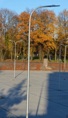 Latarnia uliczna Grid LED słup stalowy 4-5m wysięgnik łukowy