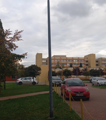 Latarnia parkowa Elba Grid LED słup stalowy